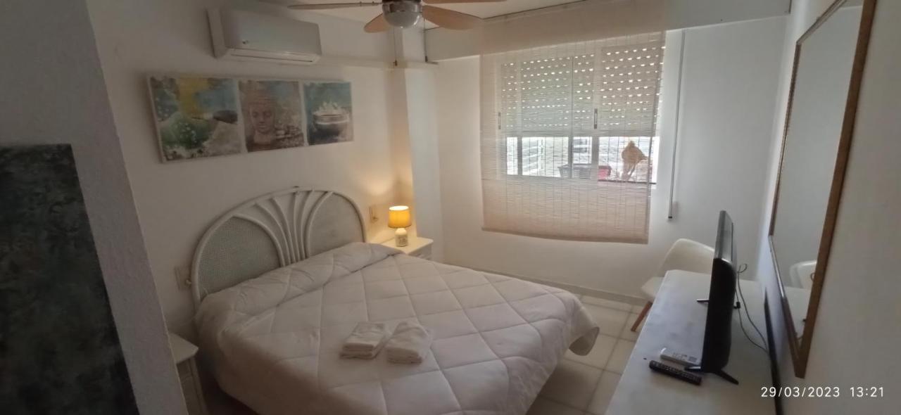 Apartamento Aquarium Park, 1ª Linea De Playa, Para 4 Personas Calpe Buitenkant foto